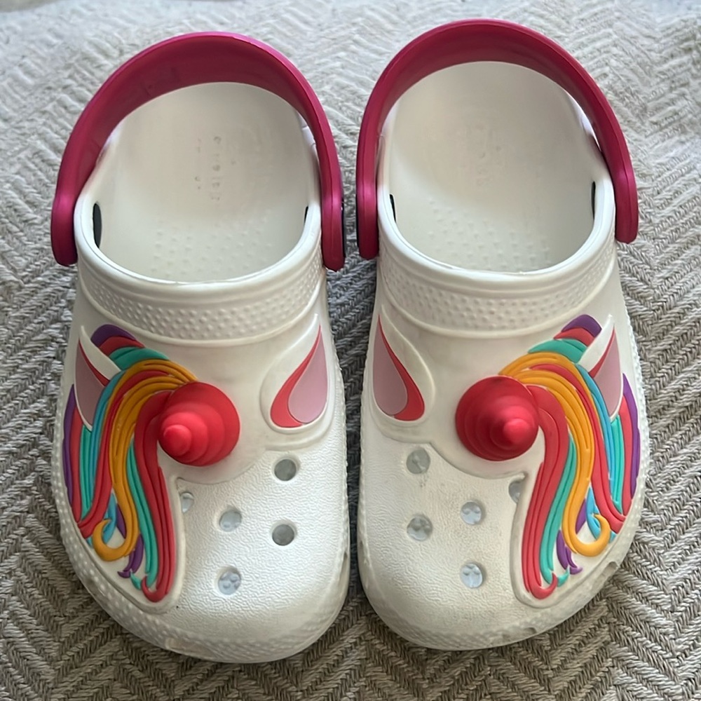 Crocs Unicorn size C9